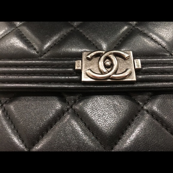 Chanel Flap Wallet Lambskin Leather - Picture 4 of 7